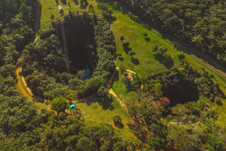 Furnas Parque Vila Velha | Abismos até 100 Metros