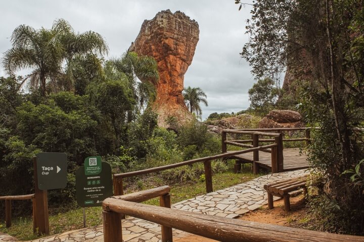 Trilha Arenitos Unimed - Galeria Parque Vila Velha 3